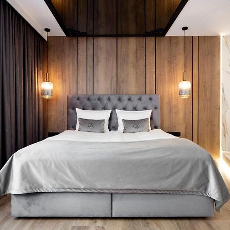Jacuzzi Apartment Main Square Krakow Ngoại thất bức ảnh