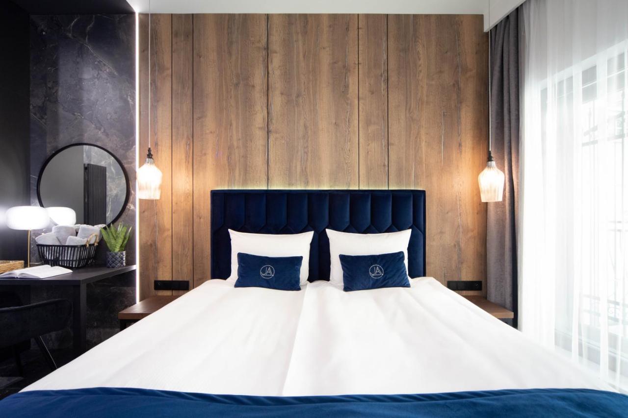 Jacuzzi Apartment Main Square Krakow Ngoại thất bức ảnh