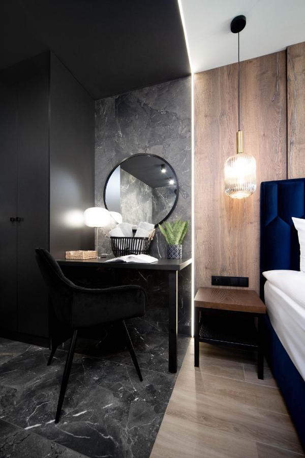 Jacuzzi Apartment Main Square Krakow Ngoại thất bức ảnh