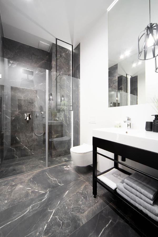 Jacuzzi Apartment Main Square Krakow Ngoại thất bức ảnh