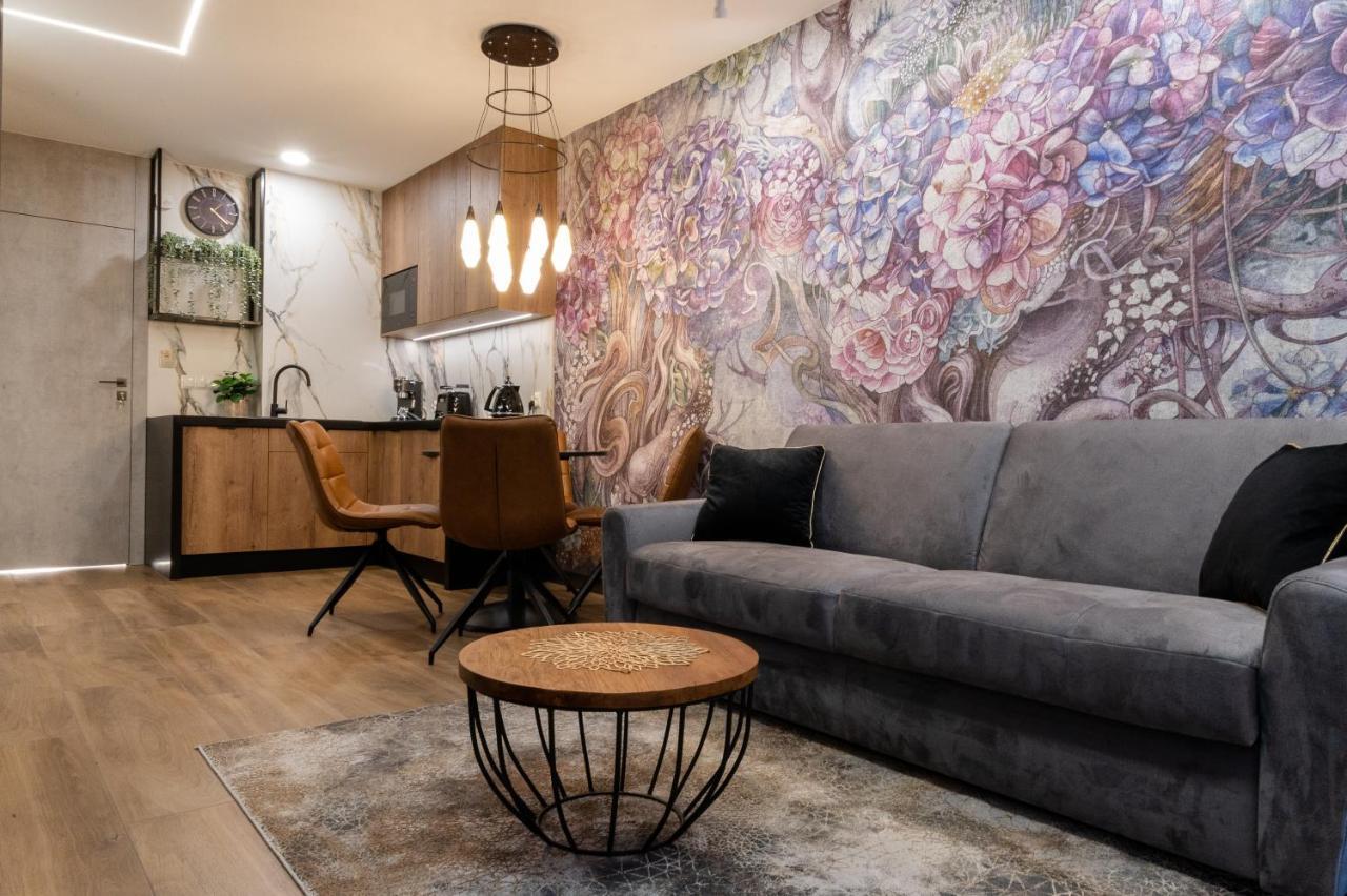 Jacuzzi Apartment Main Square Krakow Ngoại thất bức ảnh