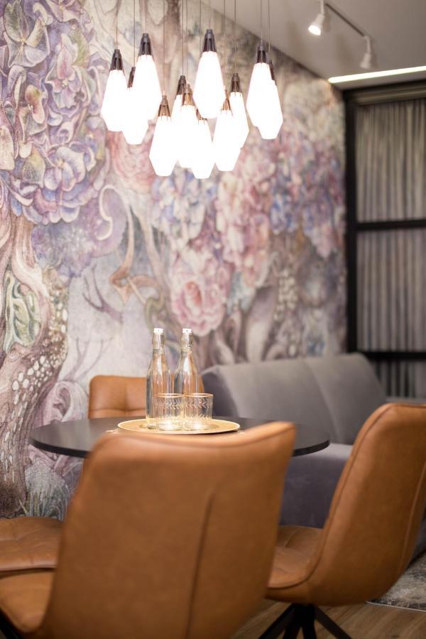 Jacuzzi Apartment Main Square Krakow Ngoại thất bức ảnh