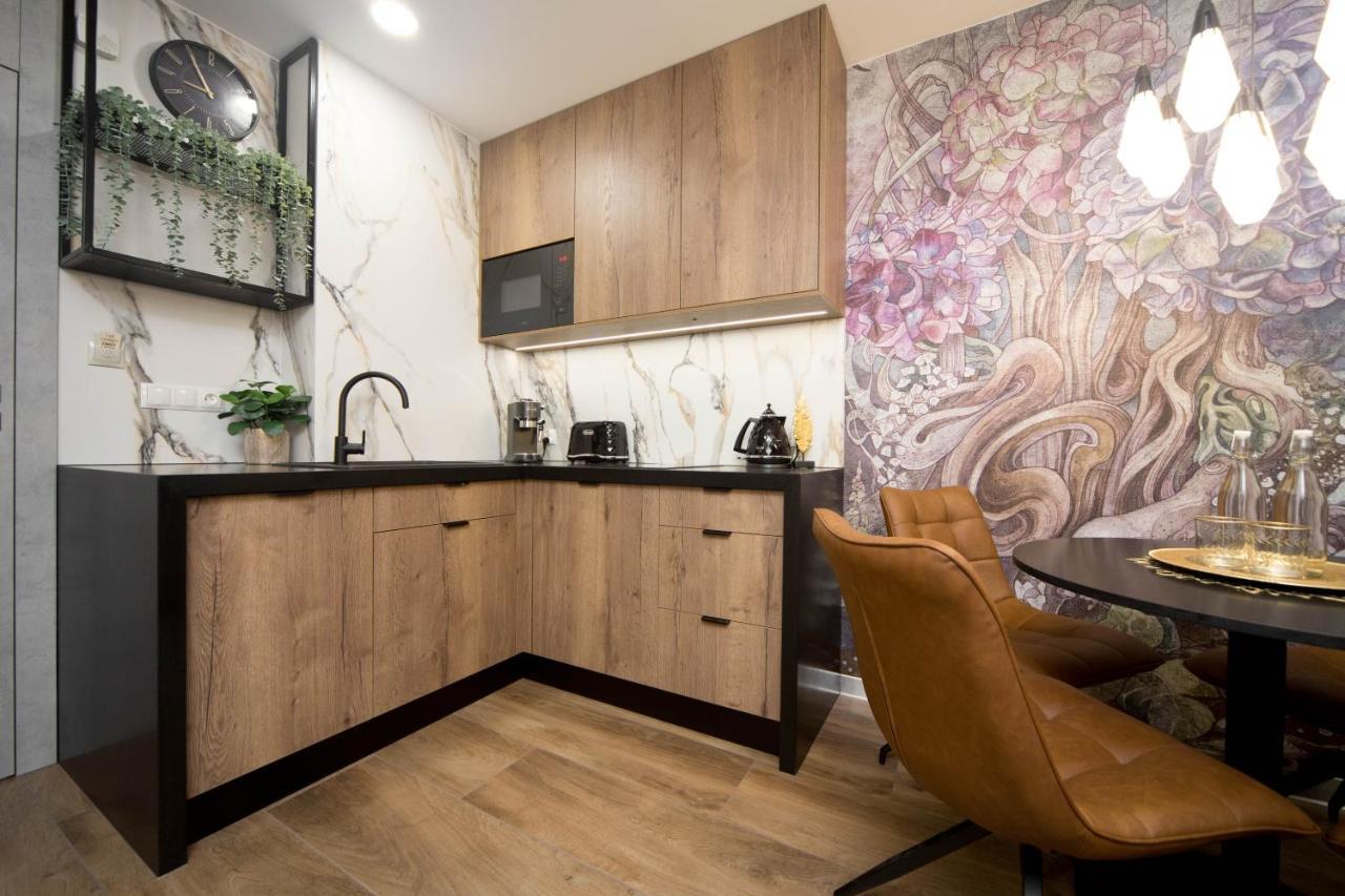 Jacuzzi Apartment Main Square Krakow Ngoại thất bức ảnh