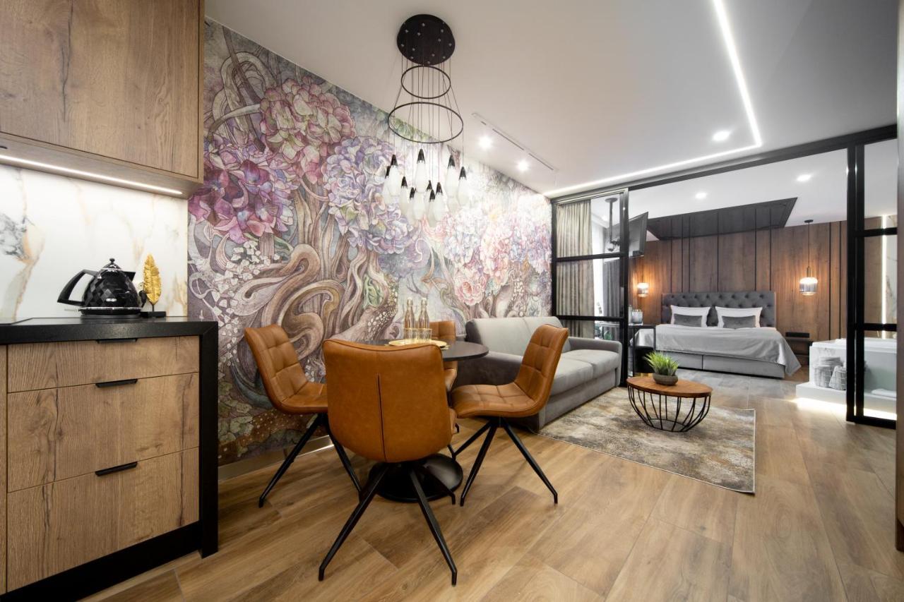 Jacuzzi Apartment Main Square Krakow Ngoại thất bức ảnh