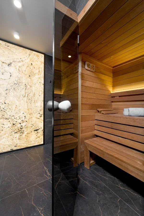 Jacuzzi Apartment Main Square Krakow Ngoại thất bức ảnh